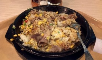 胡椒BBQ牛肉饭