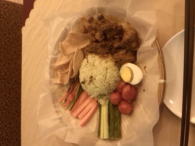 仁当牛肉椰浆饭