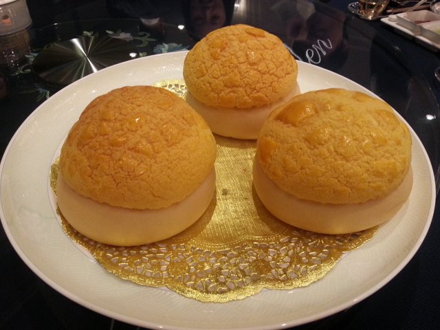 菠萝包