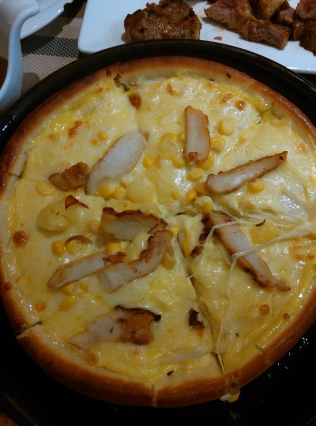 夏威夷碳烤鸡肉披萨