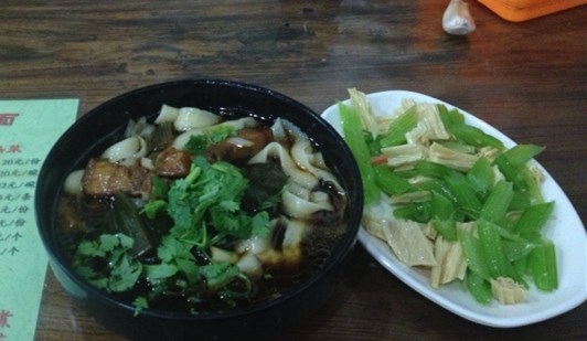 海带红烧肉刀削