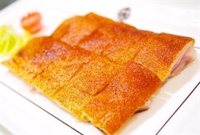 化皮乳猪件 - 外滩的逸龙阁