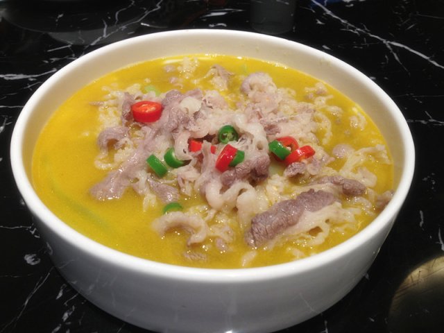 泡菜肥牛
