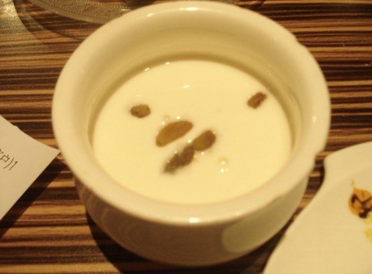 酸奶