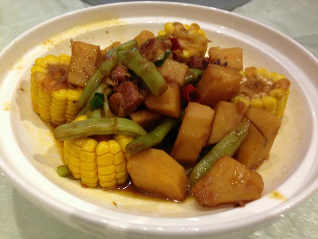 土豆炖排骨