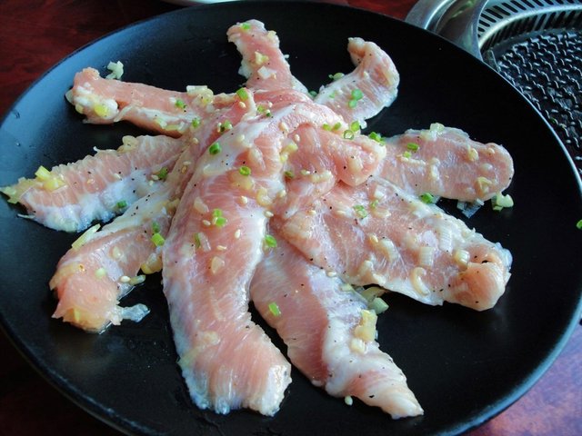 原味儿黑毛豚