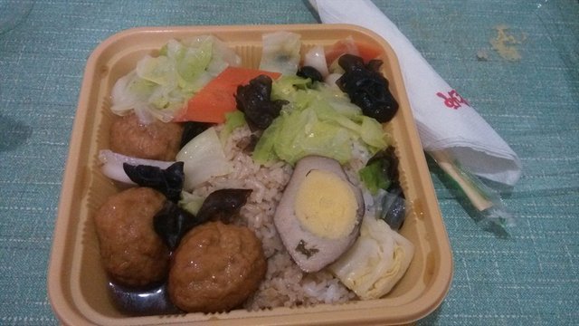 红烧狮子头盖饭