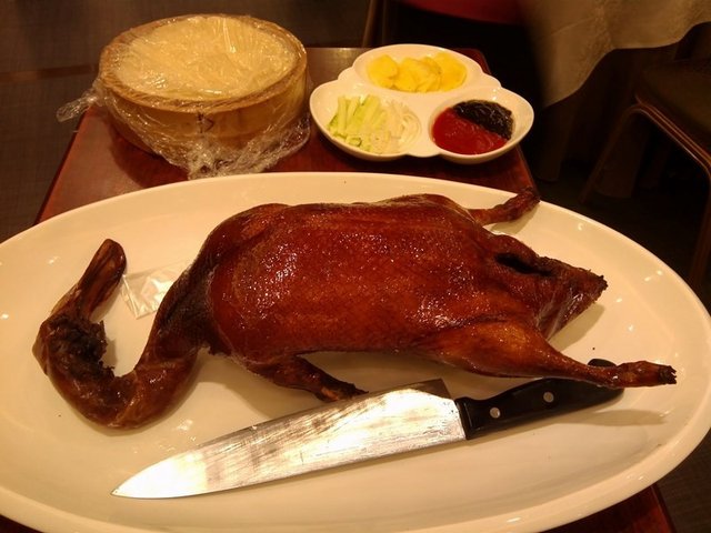 片皮鸭