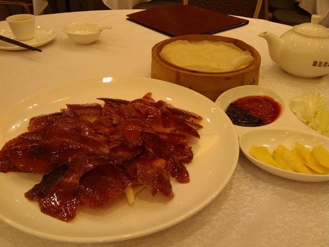 片皮鸭