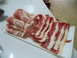 牛肉和羊肉拼盘