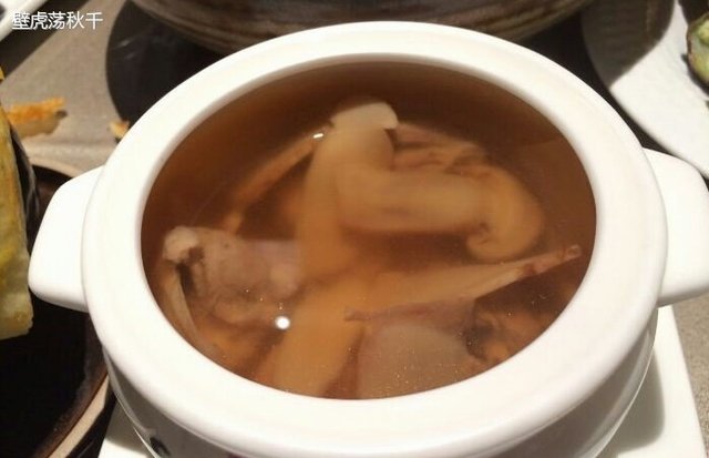 松茸土鸡汤