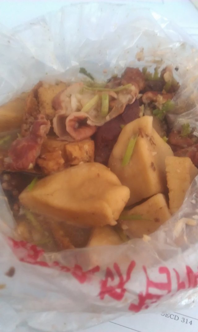 卤煮火烧用料足，入味
