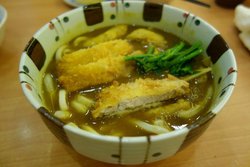 炸猪排咖喱乌冬面