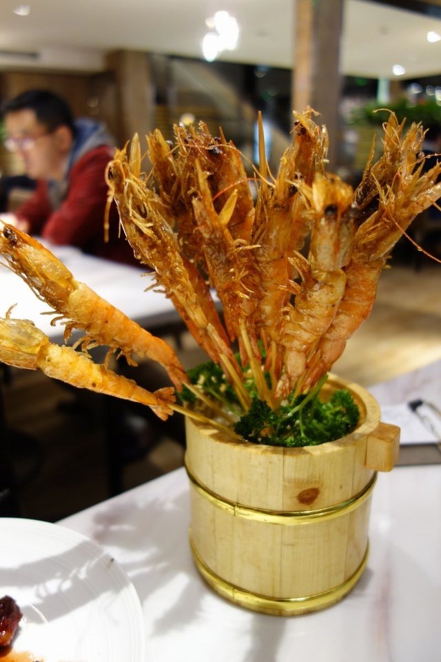 竹筒串烧虾