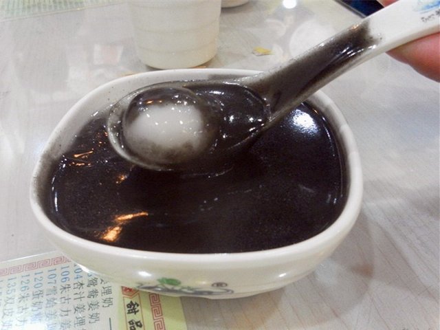 芝麻糊汤丸