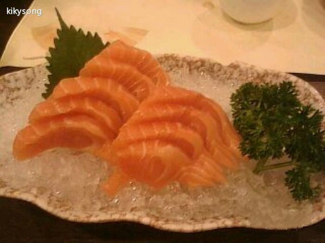 三文鱼刺身