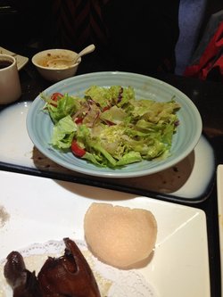 金枪鱼色拉