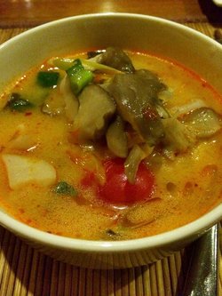冬阴功酸辣鲜虾汤