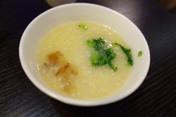 翡翠小米海参粥