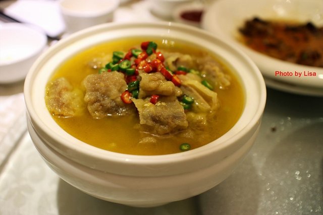 酸汤小酥肉
