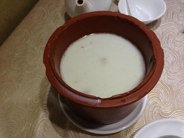 生磨杏汁炖白肺