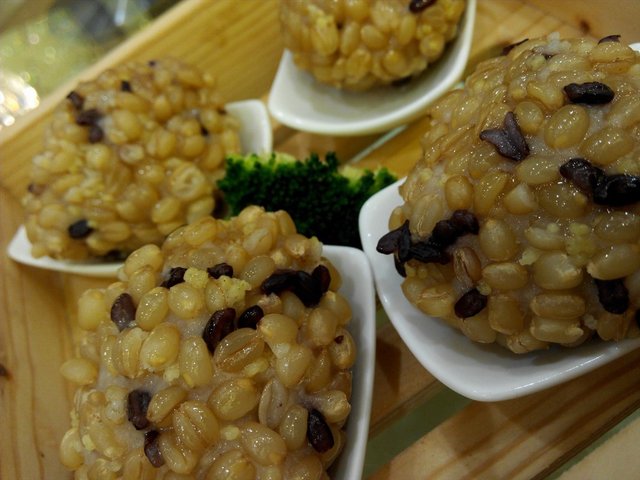 五谷杂粮猪肉丸