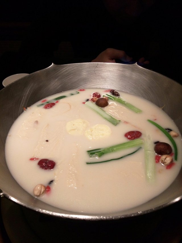 锅底