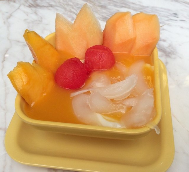 杂果豆腐花
