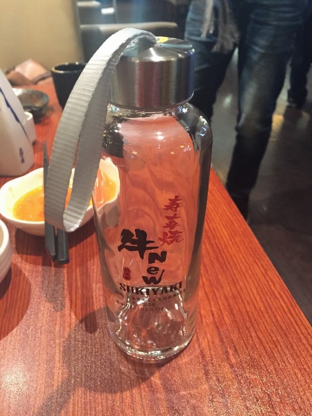 送的水杯