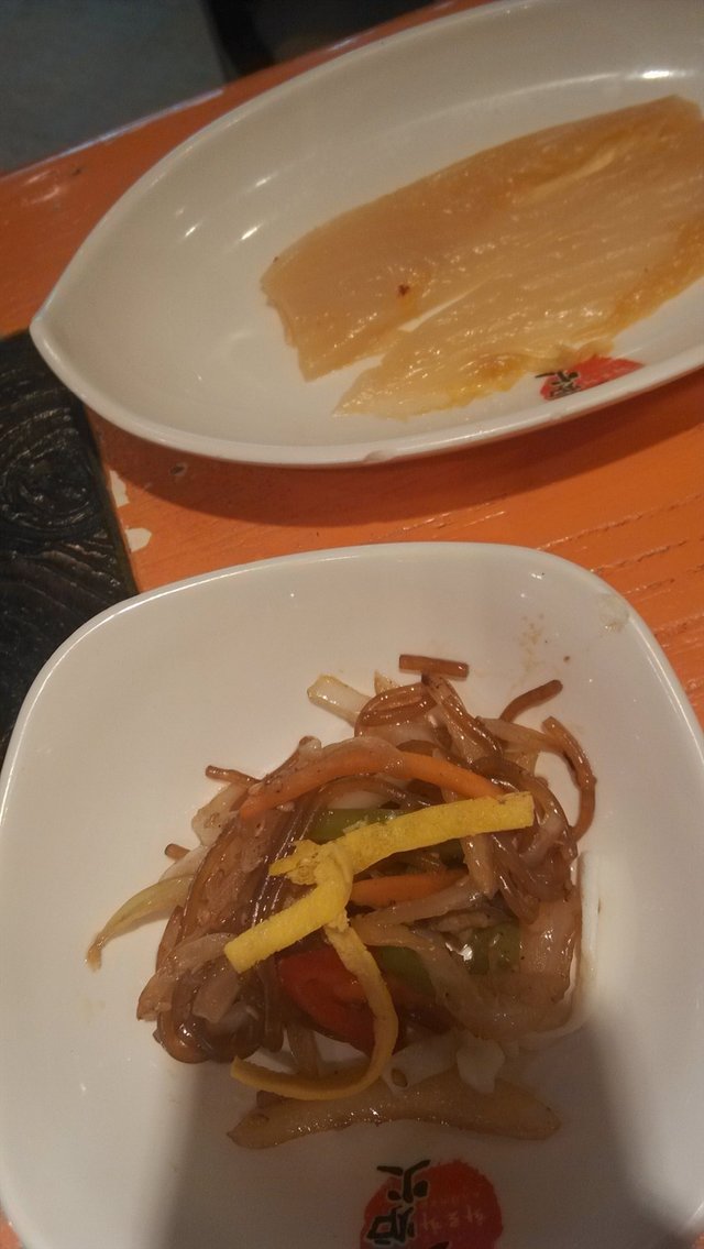 餐前赠送小菜