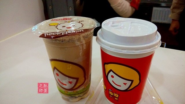 OERO曲奇奶茶