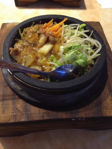 五花肉石锅拌饭