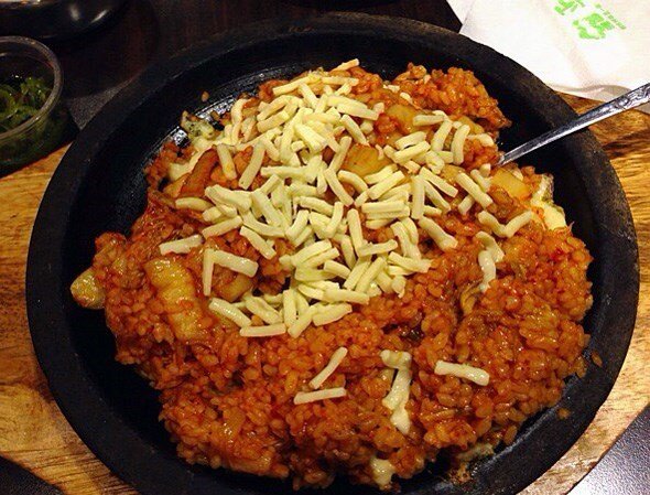芝士泡菜炒饭