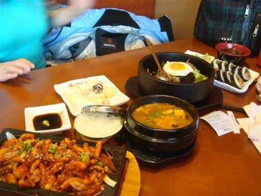 牛肉石锅拌饭