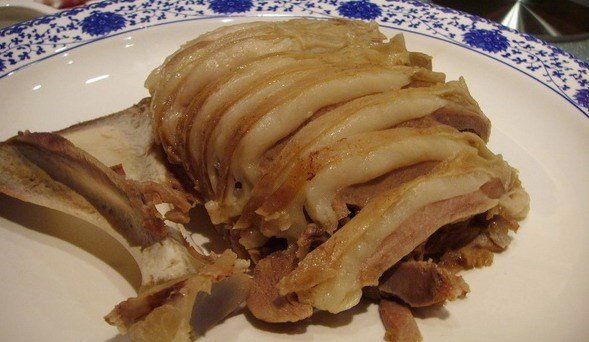 肉上那丝恬淡的膻气确实是我的最爱
