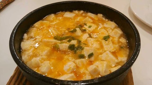 石锅蟹粉豆腐