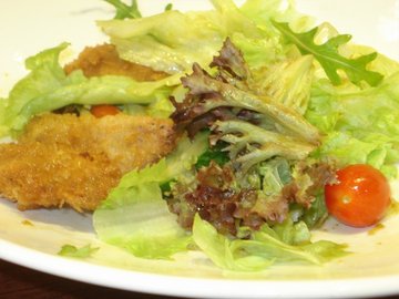 炸猪排佐蔬菜