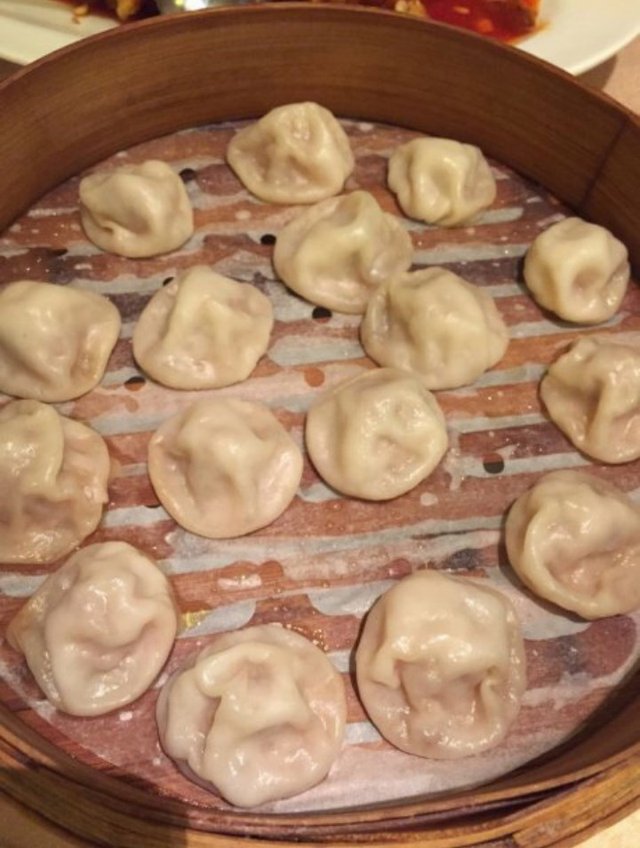 鲜肉汤包
