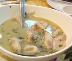 鸭汤酸菜鱼