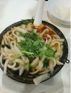 砂锅面