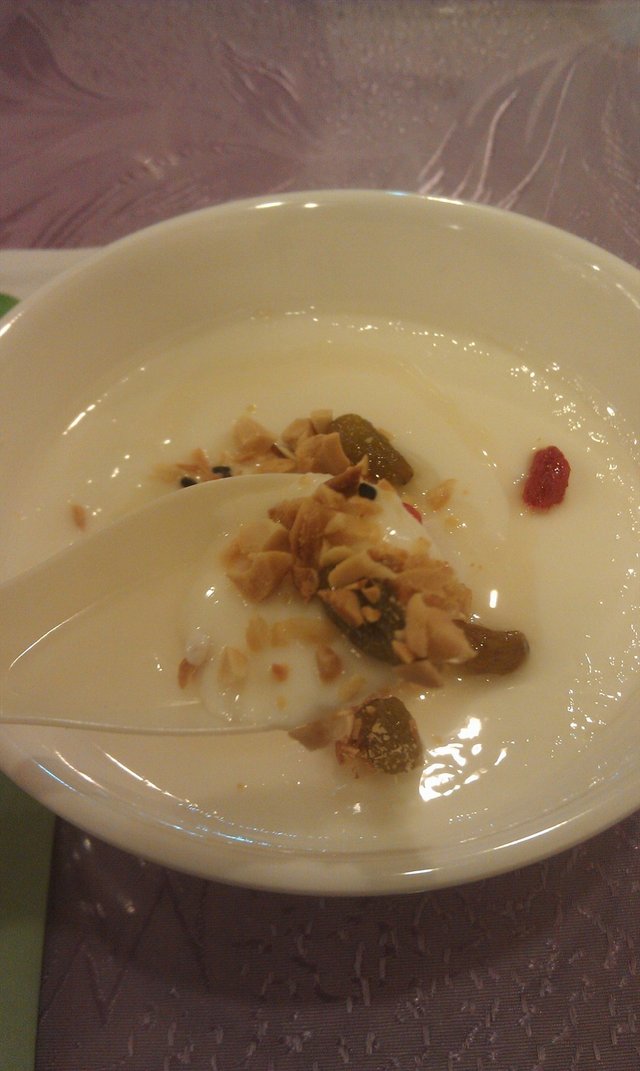 酸奶