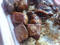 招牌卤肉饭