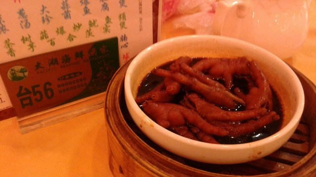 鲍汁焖鸡爪