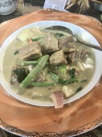 绿咖喱牛肉