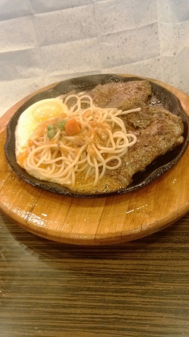 黑椒牛排