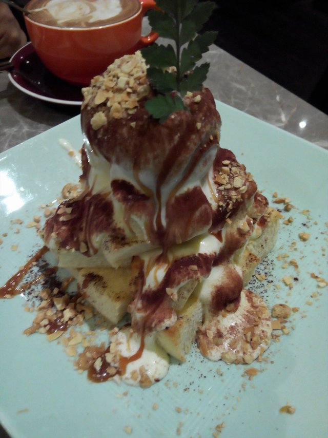 焦糖坚果吐司金字塔