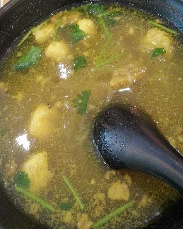 咖喱粉丝牛肉汤
