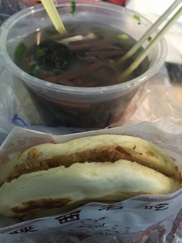 肉夹馍