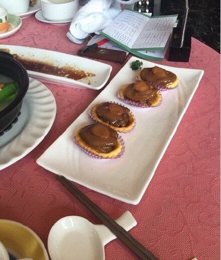 原只鲍鱼烧鹅酥