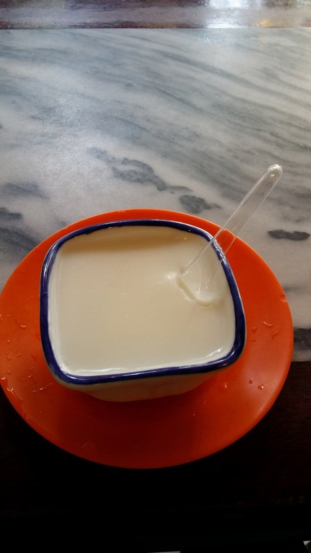 杏仁豆腐花